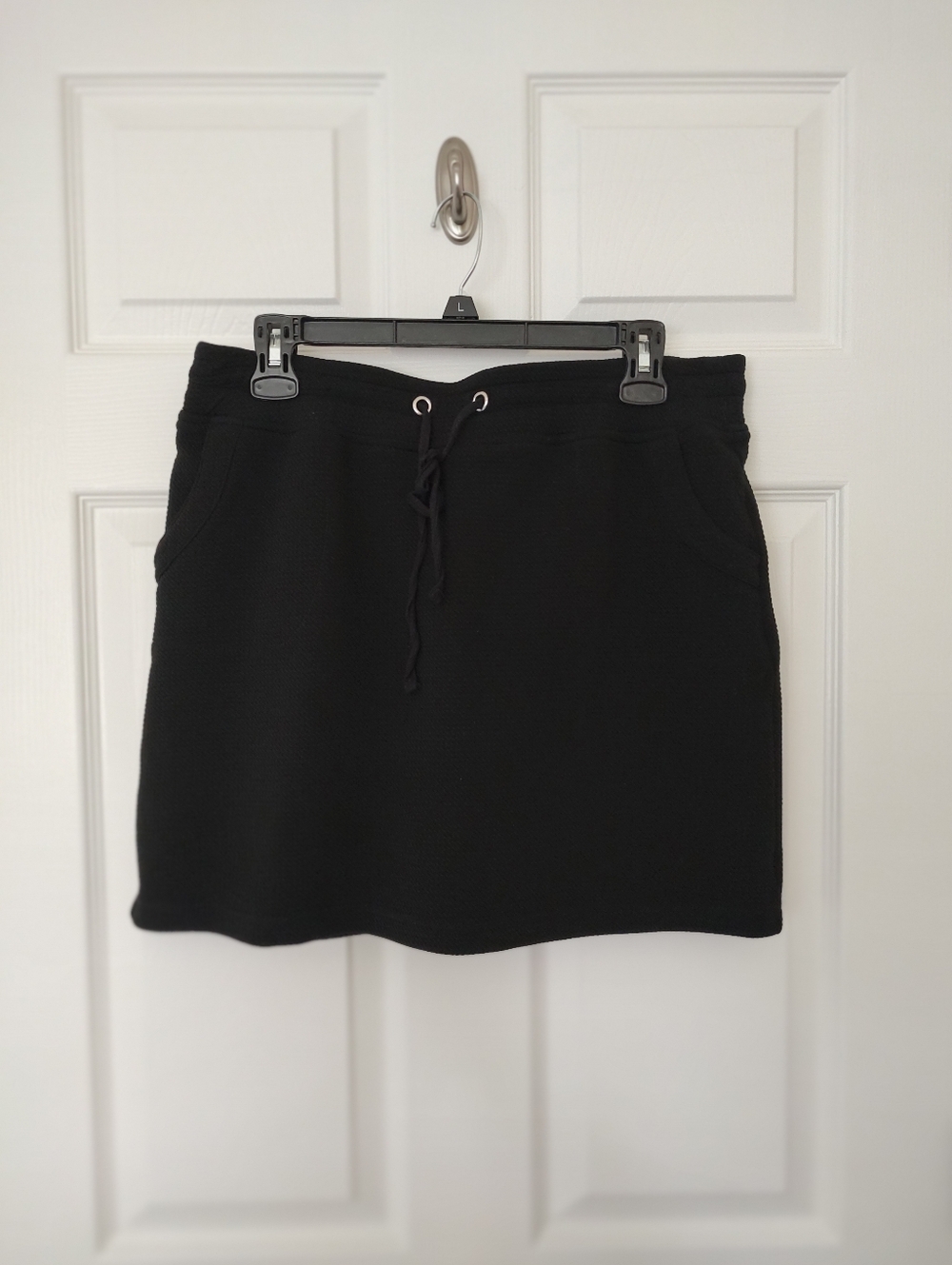 Attyre Waffle Weave Skort Pull On Black Pockets Size 12